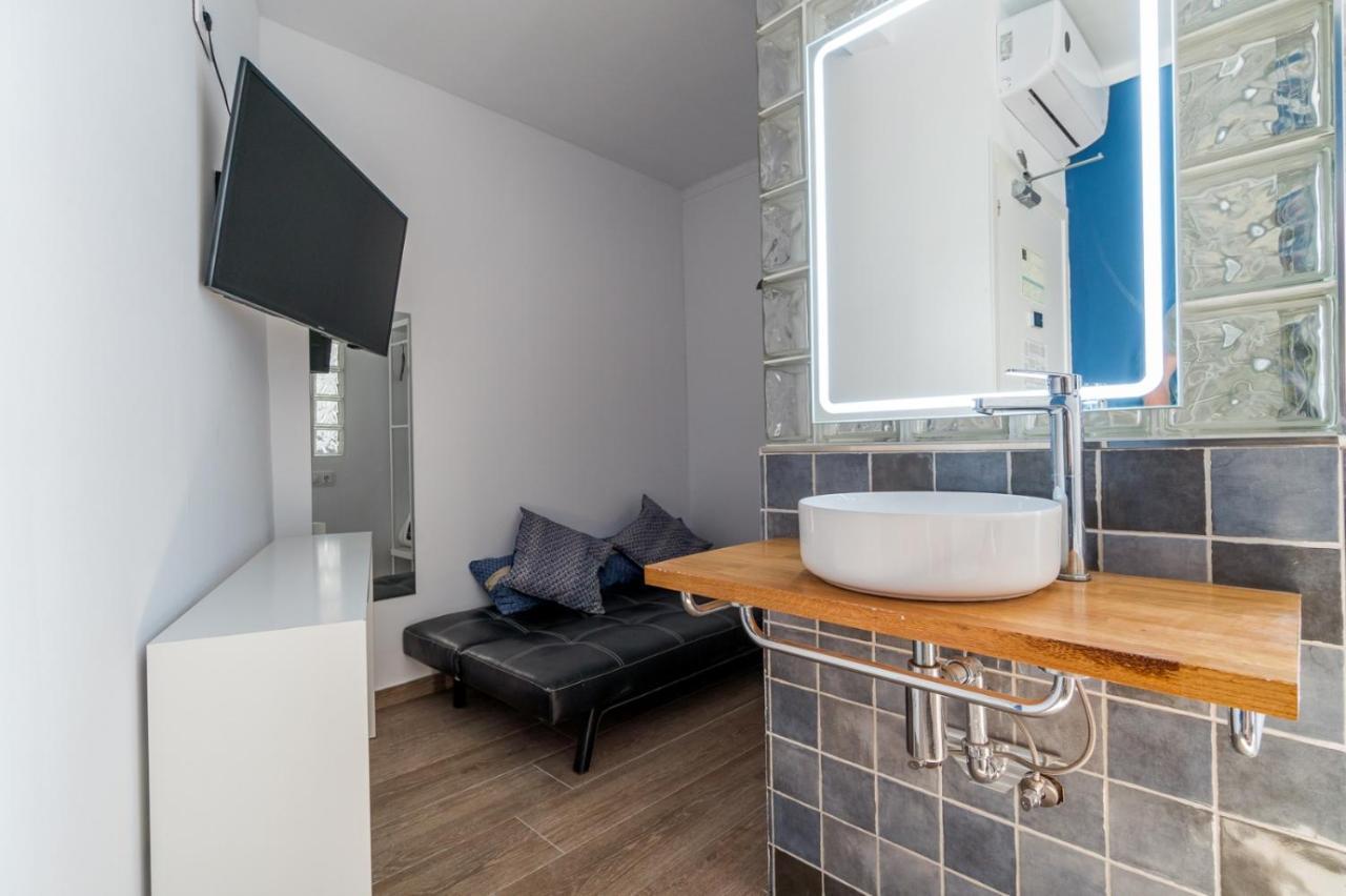 Modern Hostal Cala Ratjada  Esterno foto